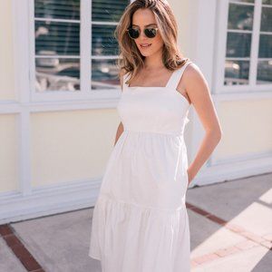 NWT Gal Meets Glam Desiree dress